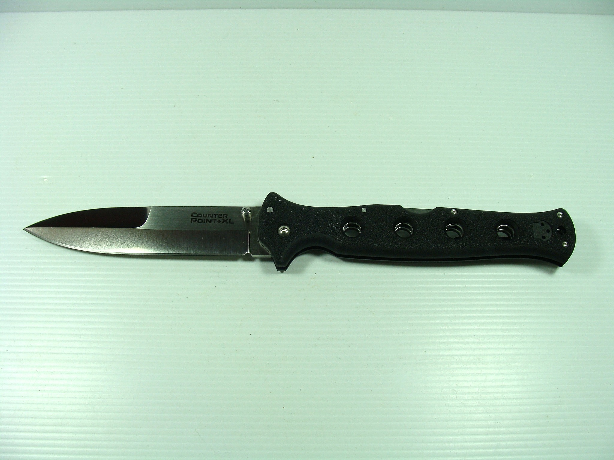 Cold Steel Counter Point XL 3.jpg
